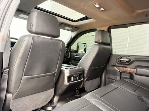 Used 2020 GMC Sierra 3500 Denali w/ Denali Ultimate Package AWD/4WD image 27