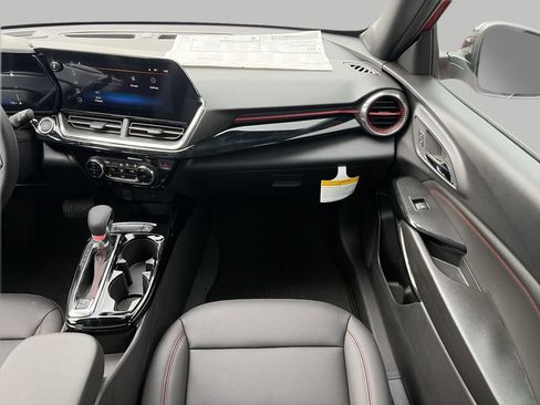 New 2026 Chevrolet Trax RS FWD image 12