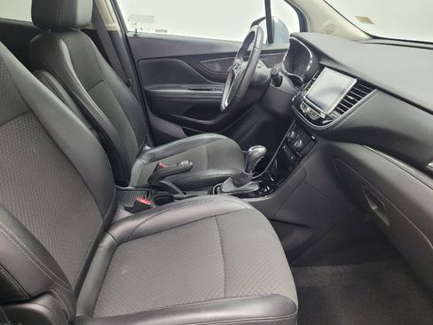 Used 2020 Buick Encore Preferred w/ Safety Package FWD image 21