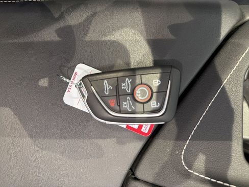 Used 2021 Chevrolet Corvette Stingray Convertible w/ Battery Protection Package image 23