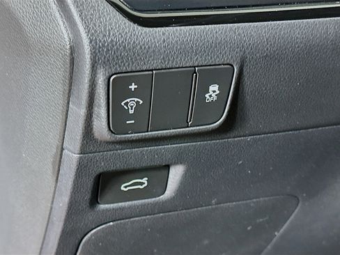 Used 2025 Kia K5 LXS image 17