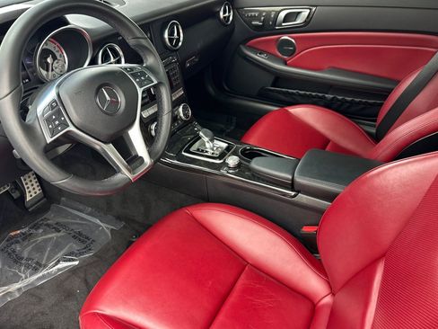 Used 2016 Mercedes-Benz SLK 300 image 11
