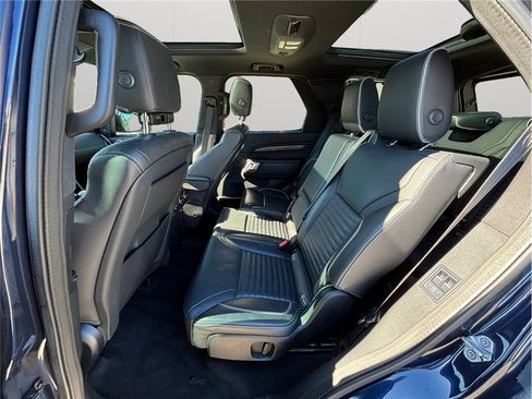 Used 2019 Land Rover Discovery HSE image 41