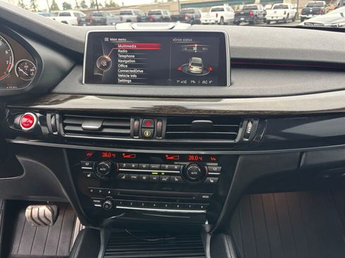 Used 2014 BMW X5 xDrive50i image 19