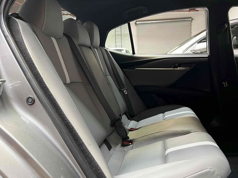 Used 2025 Toyota Camry SE w/ Convenience Package FWD image 26