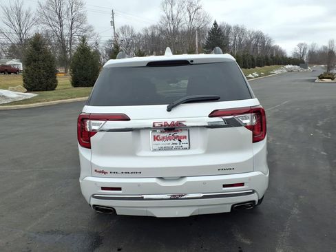 Used 2023 GMC Acadia Denali w/ Denali Ultimate Package AWD/4WD image 4