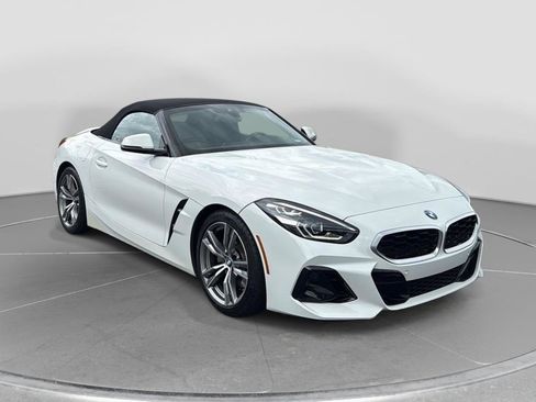 Certified 2023 BMW Z4 sDrive30i w/ Convenience Package RWD image 4