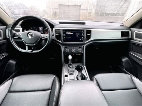 Used 2018 Volkswagen Atlas SE image 15