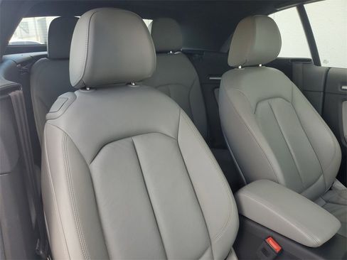 Used 2017 Audi A3 2.0T Premium image 9