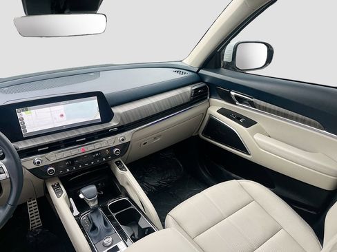 Used 2025 Kia Telluride SX image 25