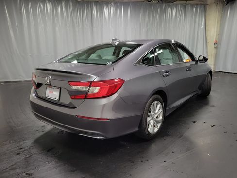 Used 2018 Honda Accord LX image 8