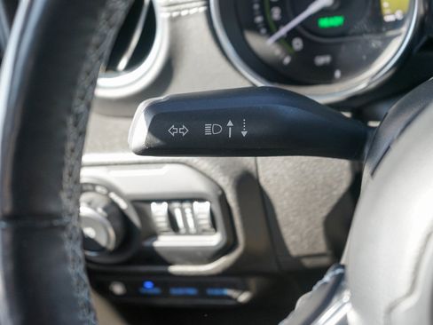 Used 2022 Jeep Wrangler Unlimited Sahara w/ Cold Weather Group image 24