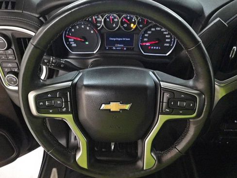Used 2021 Chevrolet Silverado 1500 LT AWD/4WD image 9