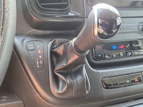 Used 2025 RAM ProMaster 2500 w/ Convenience Group FWD image 27