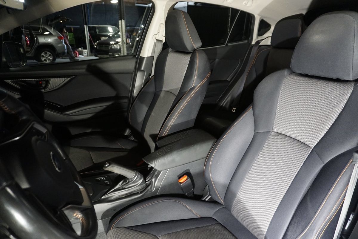 Used 2019 Subaru Crosstrek 2.0i Premium AWD/4WD image 11