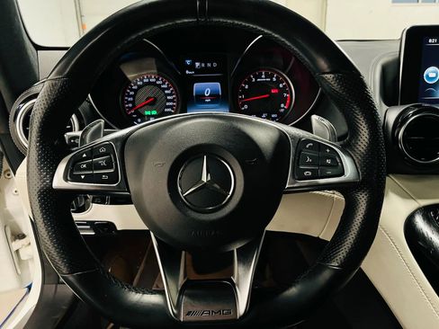 Used 2017 Mercedes-Benz AMG GT S image 19