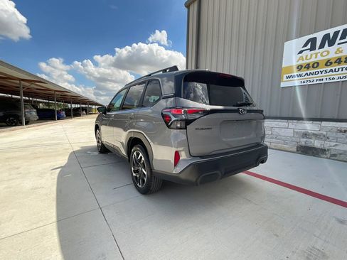Used 2026 Subaru Forester Limited AWD/4WD image 15