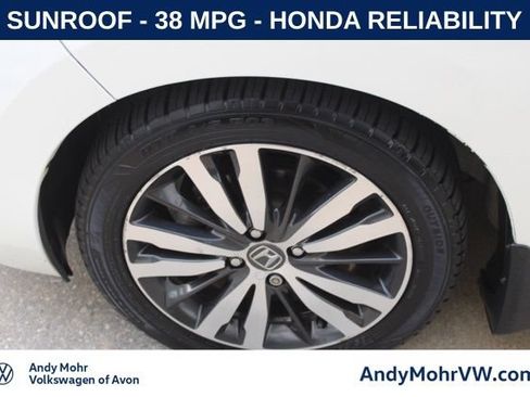 Used 2015 Honda Fit EX image 10