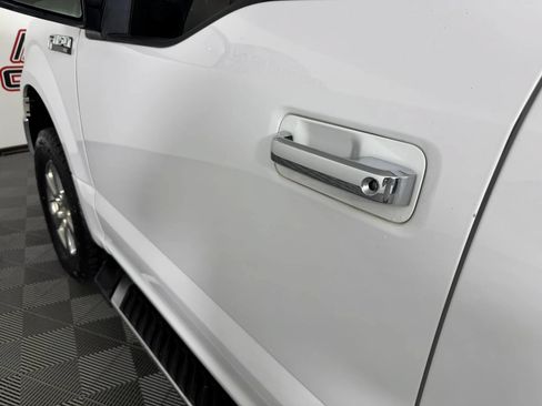 Used 2019 Ford F150 XLT w/ Equipment Group 302A Luxury AWD/4WD image 22