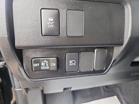 Used 2022 Toyota Tacoma SR5 image 20