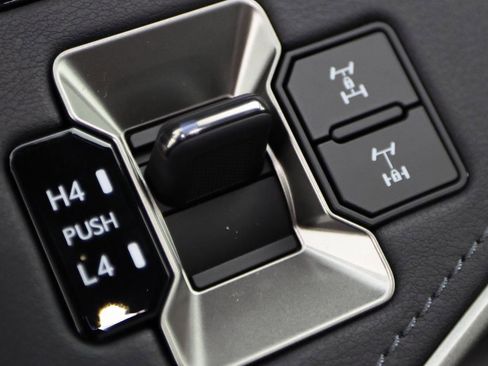 Used 2025 Lexus GX 550 550 Overtrail image 29