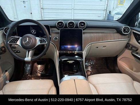Certified 2024 Mercedes-Benz GLC 300 image 20