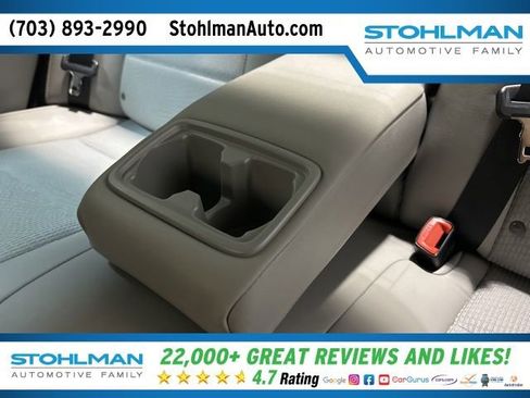 Used 2016 Toyota Camry SE image 31