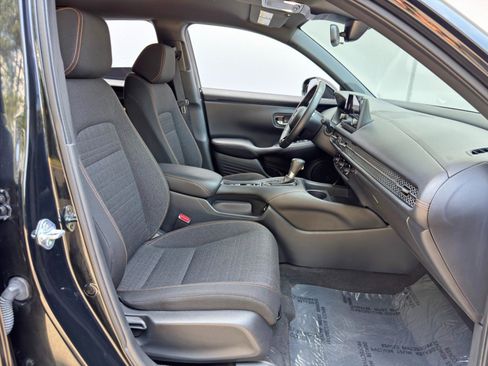 Used 2023 Honda HR-V Sport image 14