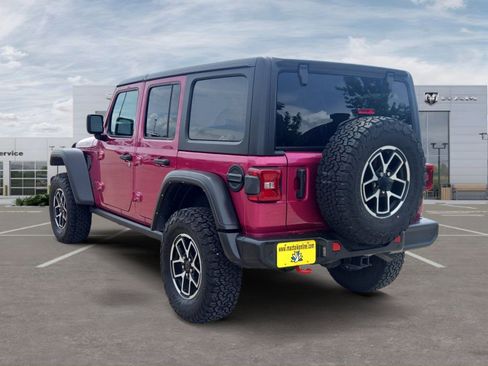 Used 2024 Jeep Wrangler Unlimited Rubicon w/ Safety Group AWD/4WD image 3