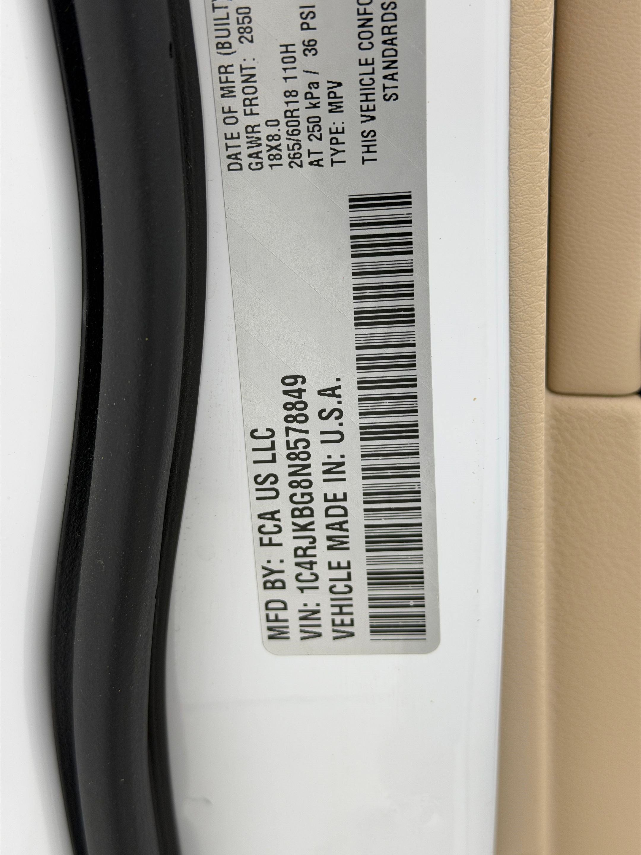 Used 2022 Jeep Grand Cherokee L Limited AWD/4WD image 26