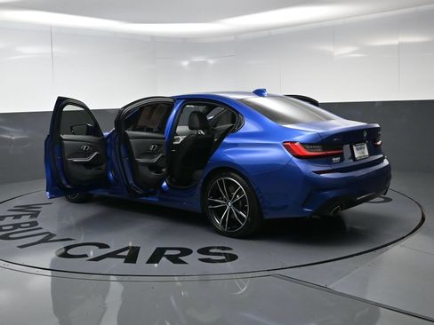 Used 2019 BMW 330i xDrive Sedan w/ M Sport Package AWD/4WD image 29