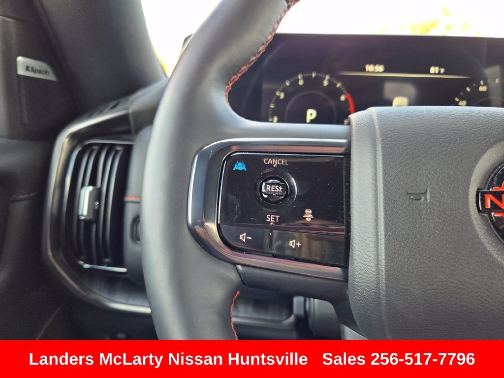 Used 2025 Nissan Armada PRO-4X AWD/4WD image 25