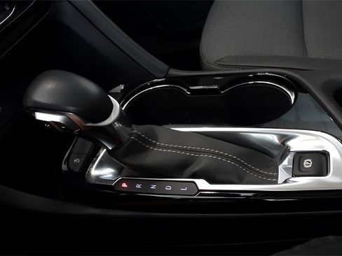 Used 2023 Buick Encore GX Select image 28