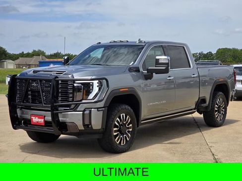 Used 2024 GMC Sierra 2500 Denali Ultimate AWD/4WD image 4