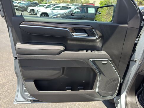 New 2026 Chevrolet Silverado 1500 LT Trail Boss w/ Convenience Package II AWD/4WD image 17