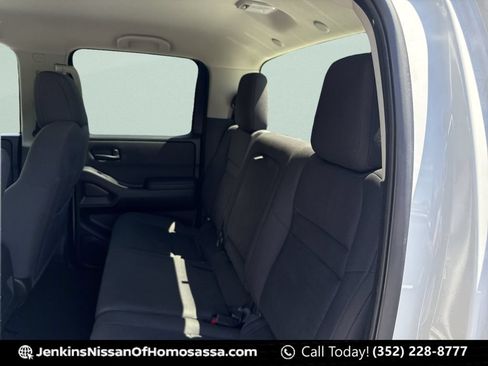 Used 2022 Nissan Frontier S w/ Technology Package RWD image 30