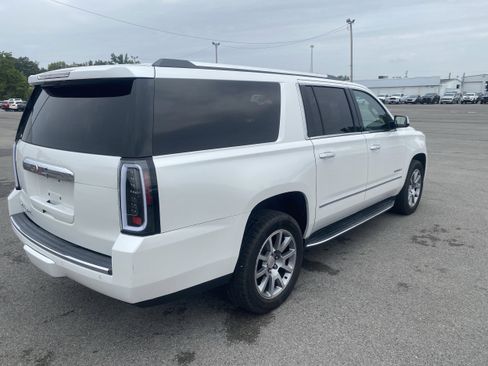Used 2017 GMC Yukon XL Denali w/ Open Road Package image 7