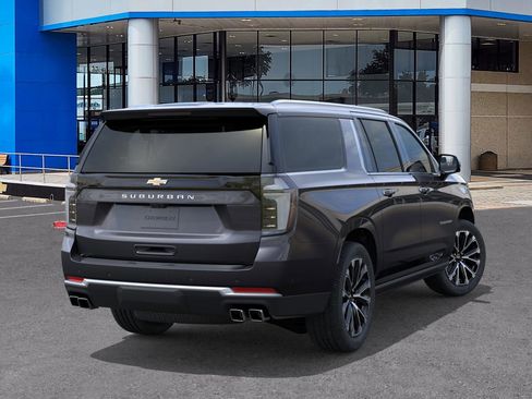 New 2026 Chevrolet Suburban High Country image 4