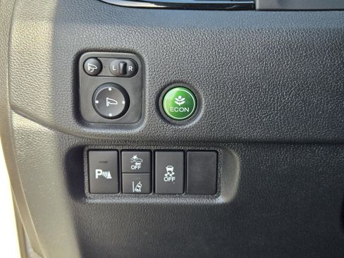 Used 2022 Honda Pilot Black Edition image 19