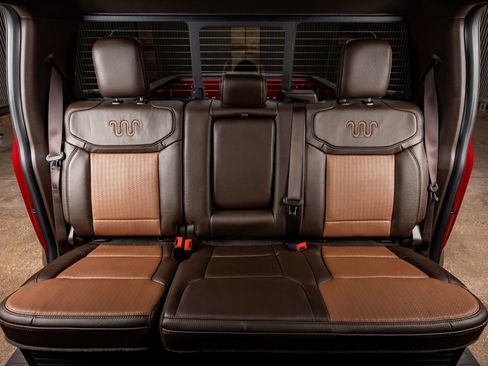 Used 2026 Ford F450 King Ranch w/ FX4 Off-Road Package image 34