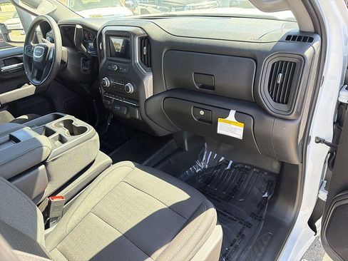 New 2026 GMC Sierra 2500 Pro w/ 1SA Pro Safety Plus Package AWD/4WD image 25