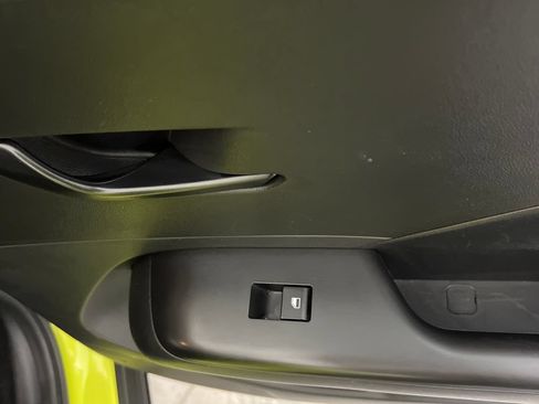 Used 2024 Hyundai Kona SEL AWD/4WD image 33