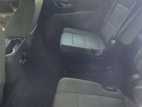 Used 2024 Chevrolet Tahoe Z71 AWD/4WD image 5