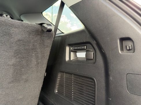 Used 2022 Ford Explorer Limited w/ Equipment Group 301A image 48