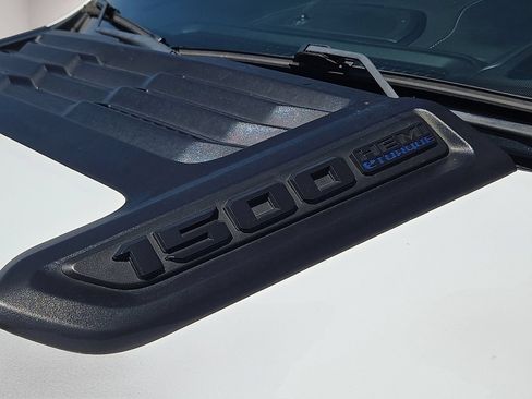 Used 2023 RAM 1500 Limited AWD/4WD image 12