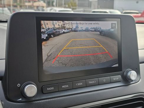 Used 2023 Hyundai Kona SE w/ Cargo Package image 21