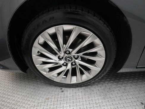 Used 2021 Lexus ES 350 Luxury image 27