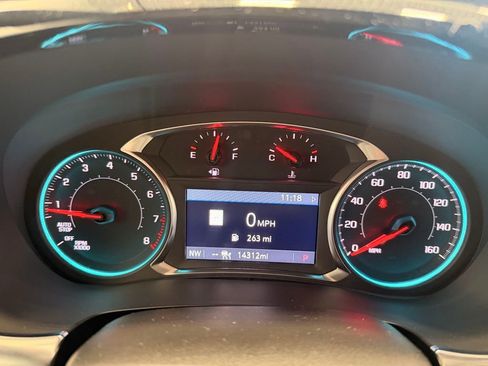 Used 2023 Chevrolet Traverse LT w/ LT Premium Package image 28