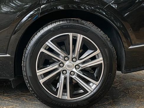 Used 2024 Cadillac Lyriq Luxury image 7