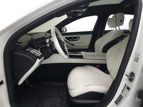Used 2023 Mercedes-Benz S 580 4MATIC Sedan w/ AMG Line image 8